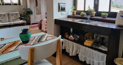 Atelier de Reconocido Pintor y Escritor Jose Armanini! Pleno Centro de Tilcara!