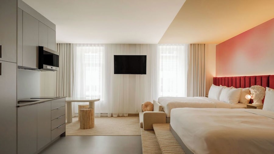 Rose Hôtel Invisible