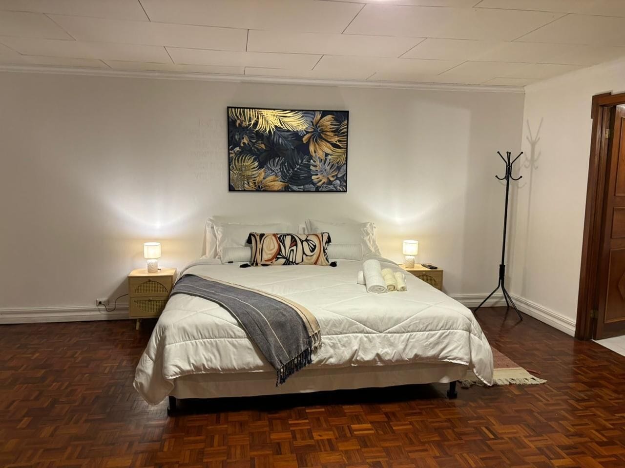 Photo - The Victorian Hotel