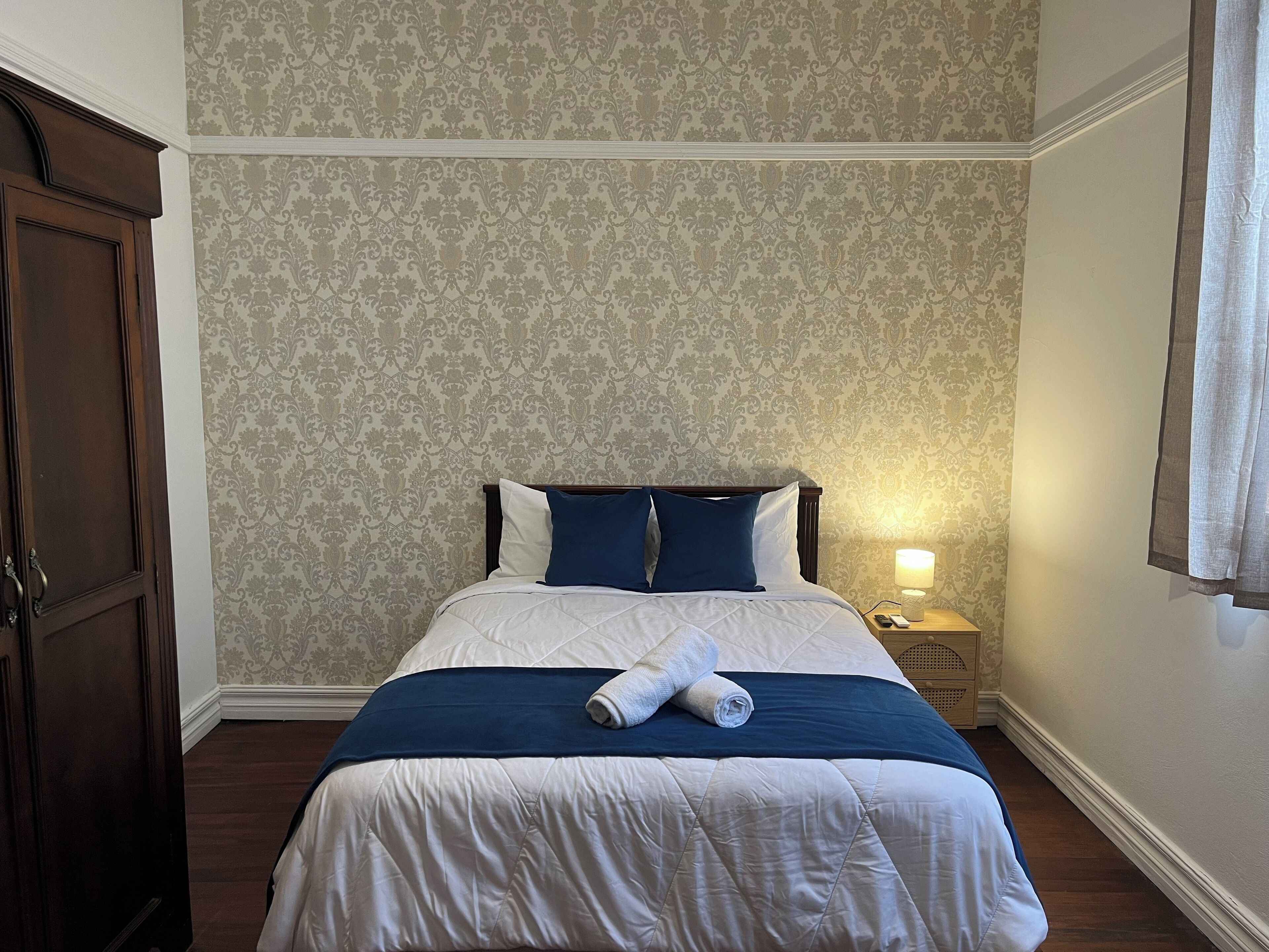 Photo - The Victorian Hotel