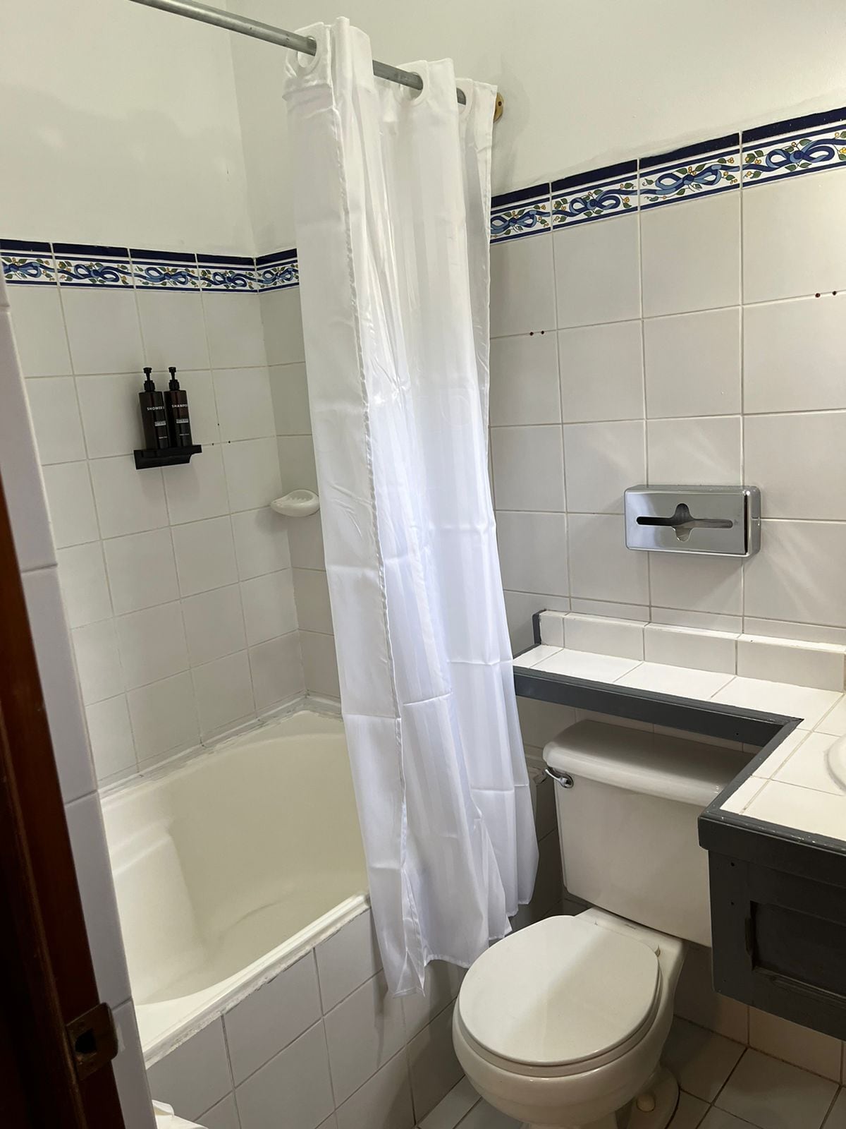 Photo - The Victorian Hotel