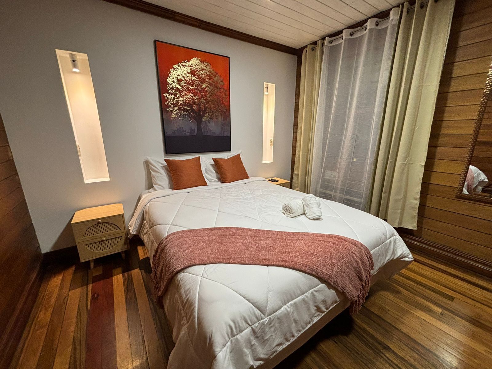 Photo - The Victorian Hotel