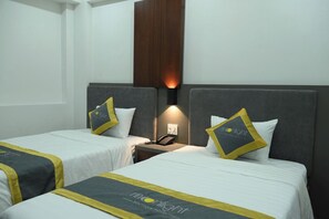 Superior Twin Room | Soundproofing, free WiFi, bed sheets - Moonlight Boutique Hotel (Hue)
