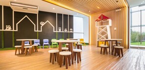 Dining - Departamento Ideal Para Familia, Áreas de Diversión ver Nuestra Descripción (Santiago de Surco)