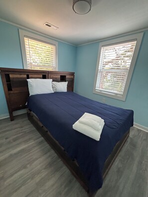 4 bedrooms, free WiFi, bed sheets