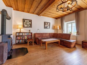 TV, DVD player - Nice house in the mountains near ski resorts (Obervellach)