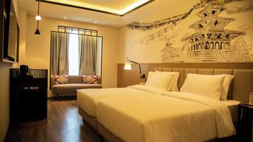 Deluxe Twin Room | 1 bedroom, minibar, in-room safe, blackout drapes