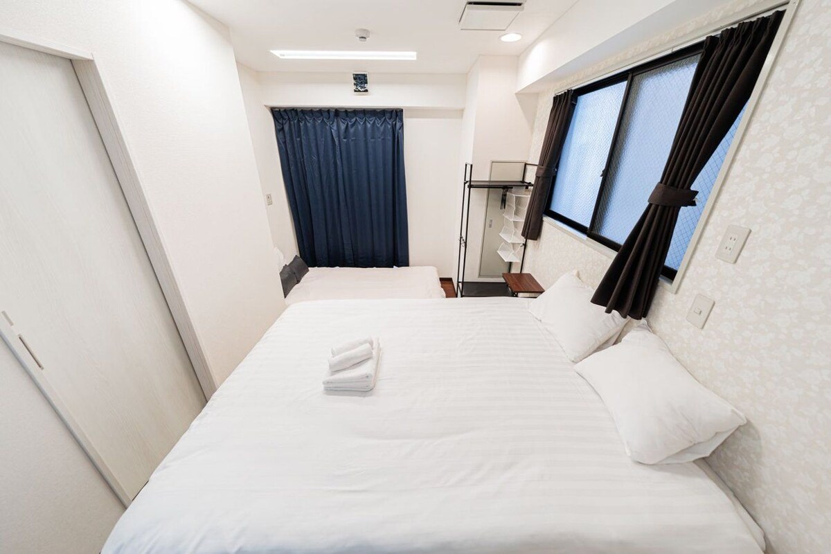 Basic-Doppel- oder -Zweibettzimmer | Kostenloses WLAN, Bettwäsche
