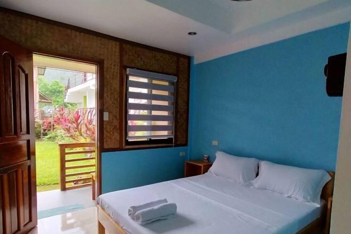 1 bedroom, desk, free WiFi