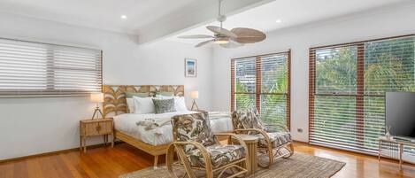 4 bedrooms, WiFi, bed sheets