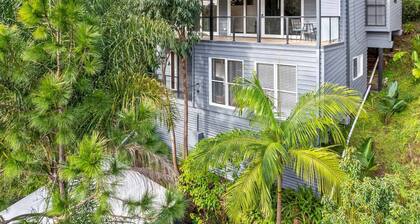 Treetop Terrigal Retreat | Pets, 4BR, Beach Walk