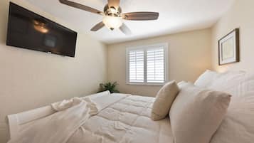 2 habitaciones, tabla de planchar con plancha, cuna de viaje y wifi