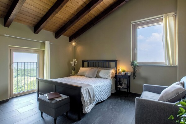 ستائر تعتيم وواي فاي مجانًا وملاءات أسرّة