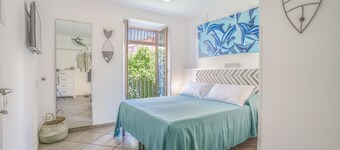 4 Bedrooms Apt in Sorrento Center | location&view