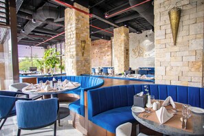 Daily buffet breakfast for a fee - Royal Lazure Resort (Duba)
