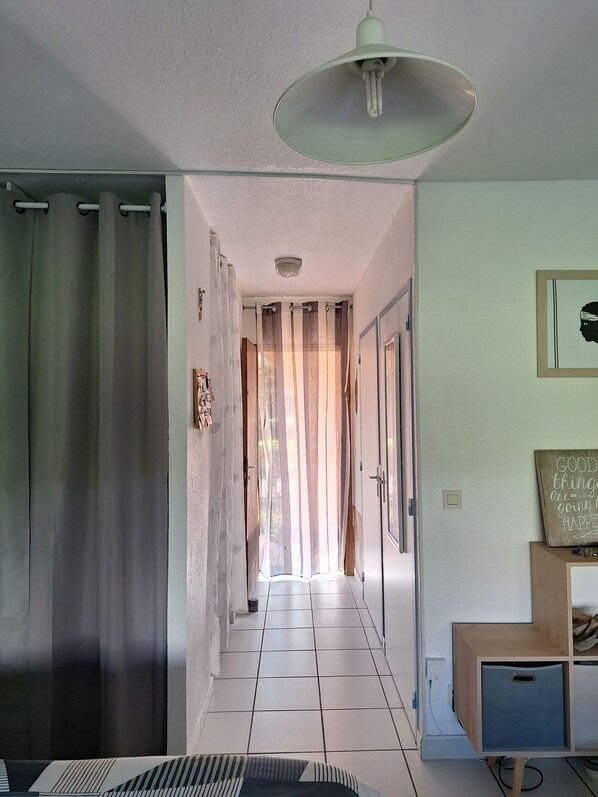 Resesäng, wi-fi och sängkläder