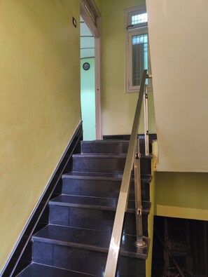 Interior - Akhand Bhawan Homestay (Varanasi)