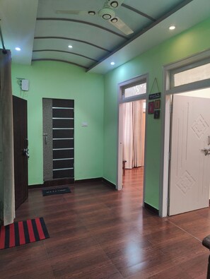 Interior - Akhand Bhawan Homestay (Varanasi)