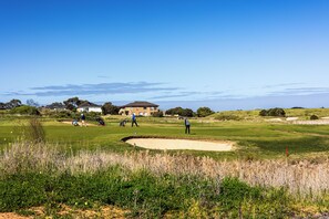 Hus Deluxe - utsikt mot golfbanan | Utsikt mot golfbana