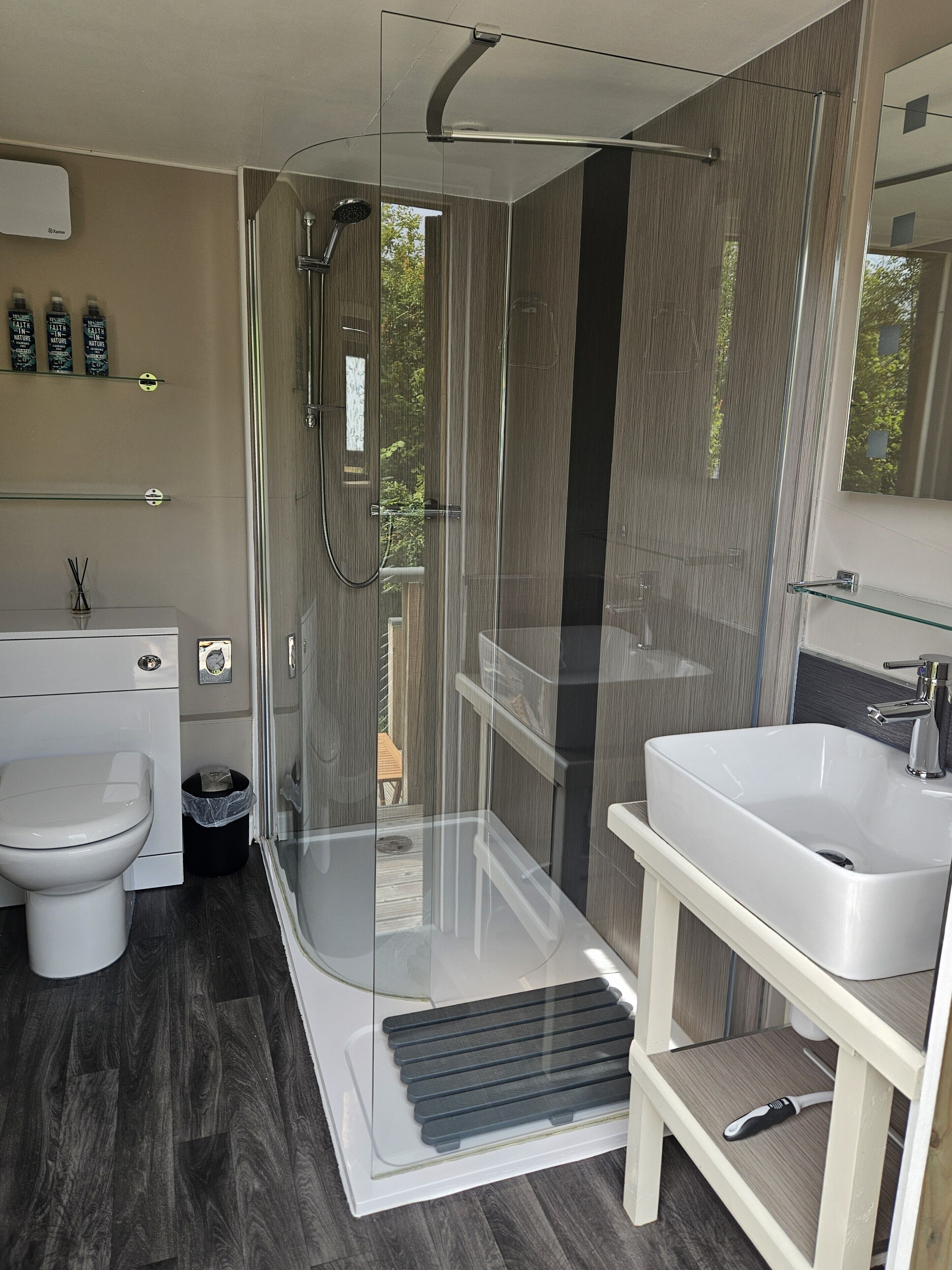 Tent (Lake Yurt with Wood fired hot tub) | Bathroom | Towels