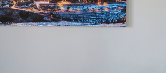 Charming 2-bedroom building in beautiful Jerusalem with AC, WiFi