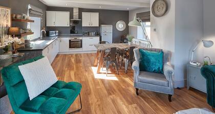 Host Stay No 9 Victoria Road