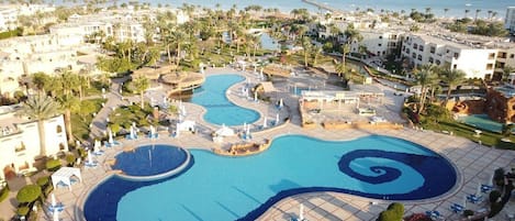 6 outdoor pools, pool umbrellas