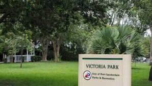 A sign for Victoria Park, part of the City of Port Lauderdale Parks & Recreation. - Cozy corner condo, just renovated,  pool views (Fort Lauderdale)