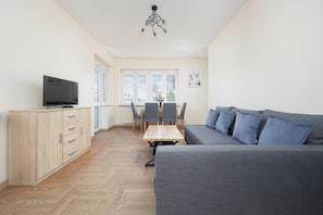 Living room - Spacious Apartment for 4 by Renters (Warsaw)