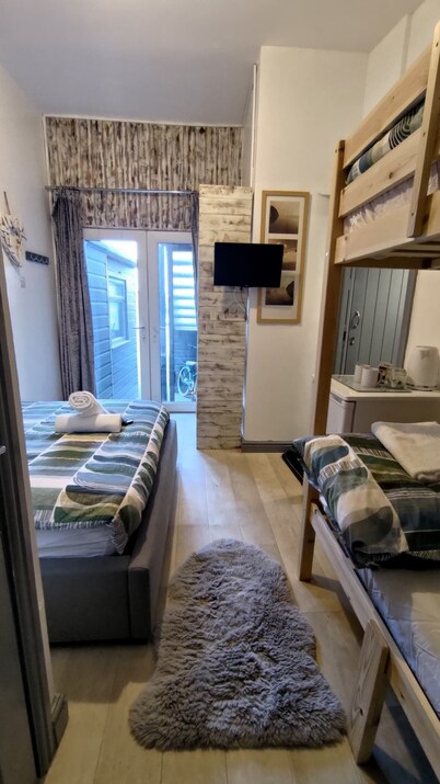 Shore Lodge