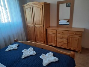 2 bedrooms, in-room safe, WiFi, bed sheets - Pansion Dovodja - Close to the beach and the center - your vacation home / Apartment 2 (Vodice)