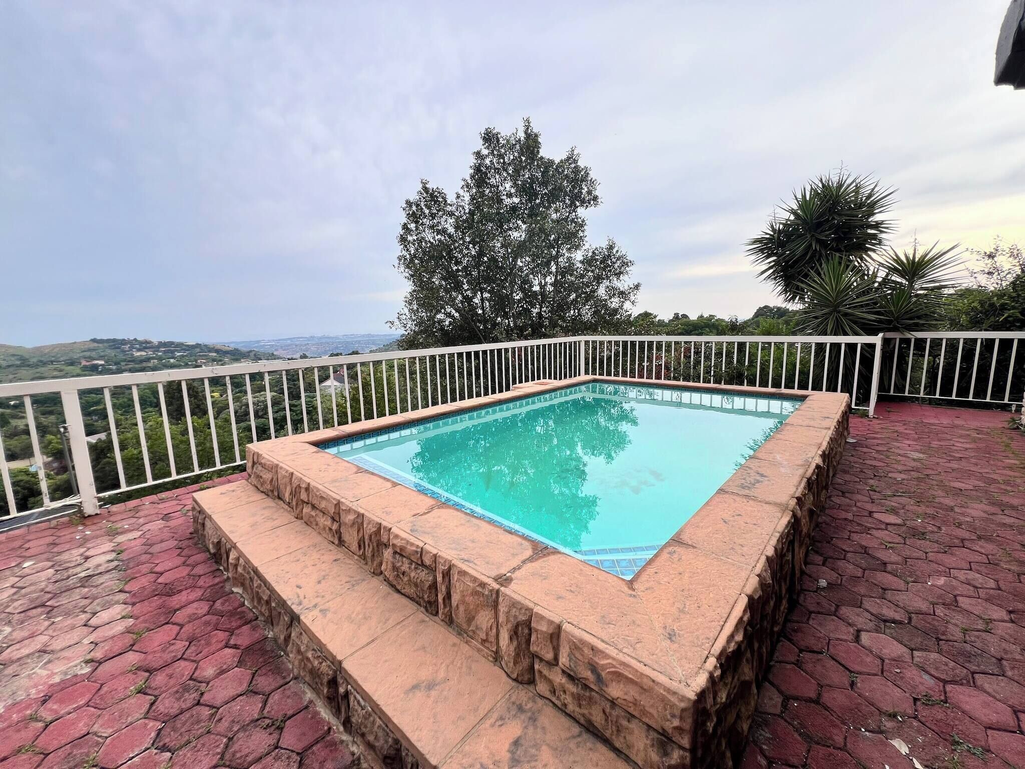 Habitació, 1 dormitori, balcó, vistes al jardí | Piscina | Piscina a l'aire lliure 