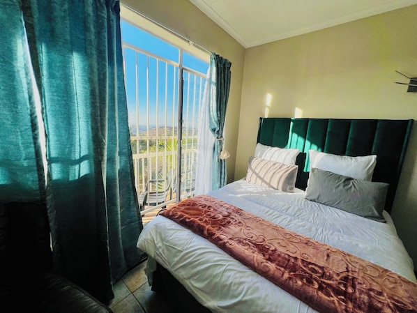 1 bedroom - Room-honeyhills Excellence Resorts A (Johannesburg)