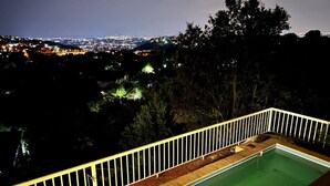Unclassified image, 3 of 19, button - Room-honeyhills Excellence Resorts A (Johannesburg)