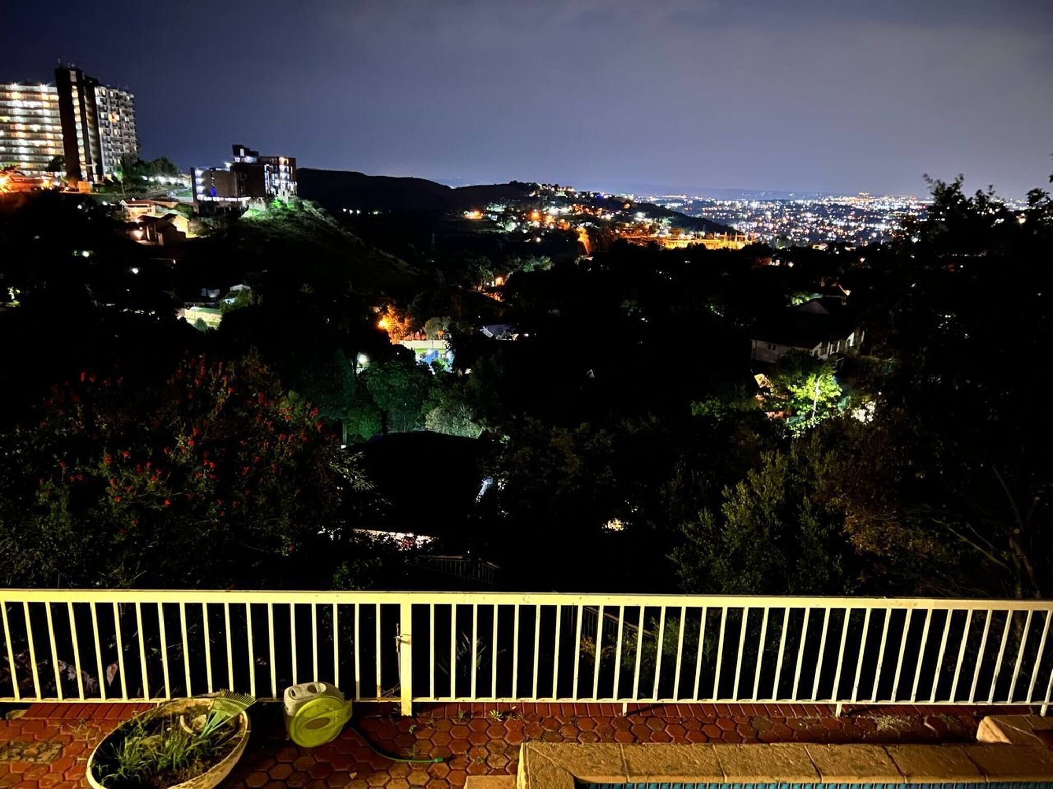 Room, 1 Bedroom, Balcony, Garden View | Property grounds