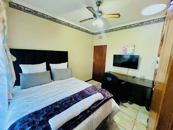 Room-honeyhills Excellence Resorts C - Krugersdorp