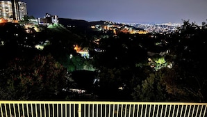 Room, 1 Bedroom, Balcony, Garden View | Property grounds - Room-honeyhills Excellence Resorts B (Johannesburg)