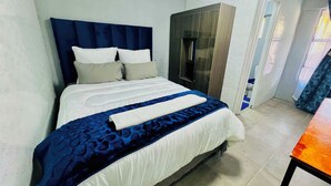 Unclassified image, 5 of 17, button - Room-honeyhills Excellence Resort I (Johannesburg)
