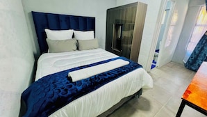 Unclassified image, 4 of 17, button - Room-honeyhills Excellence Resort H (Johannesburg)