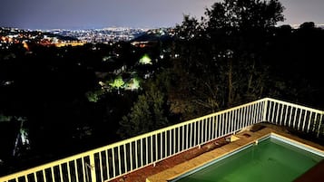 Room, 1 Bedroom, Balcony, Garden View | Property grounds
