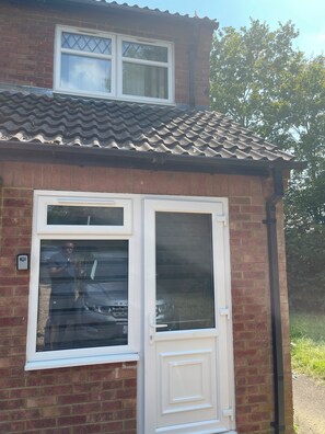 تفاصيل الفندق من الخارج