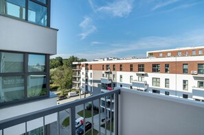 Balcony - Apartment With Parking by Renters (Rzeszów)