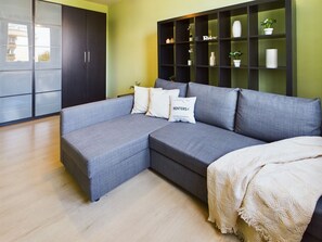 Living room - Dwernickiego Studio Apartment by Renters (Warsaw)