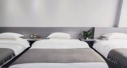 Wudang Mountain Daohe Hotel