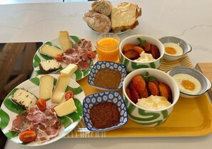 Frühstück gegen Gebühr