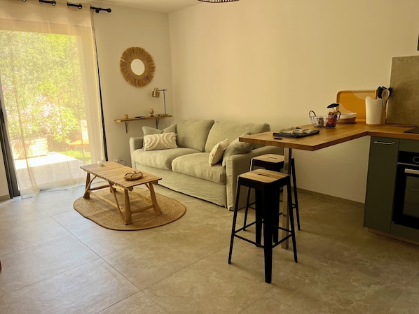 Smart TV - Mini Villa Neuve Tout Confort au Calme 6 km Porto Vecchio (San-Gavino-Di-Carbini)