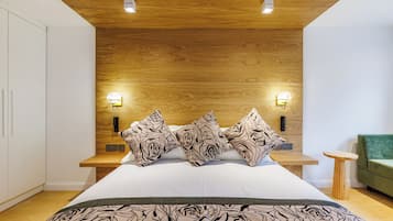 1 habitación, minibar y caja de seguridad en la habitación