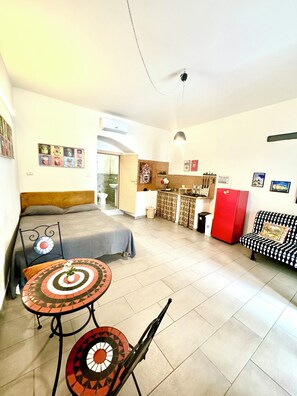 1 bedroom, WiFi, bed sheets - Casa Barbara 17 is an apartment located in the heart of Catania (Catania)