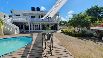 House | Pool | Outdoor pool