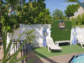 House | Property grounds - Sandy Bay Paradise Retreat - 7 Bedrooms (Sandy Bay)